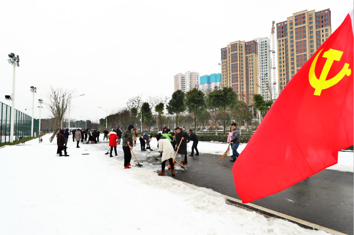 一場(chǎng)雪，體育中心美得不要不要的 但最美的風(fēng)景還是他們(圖7)